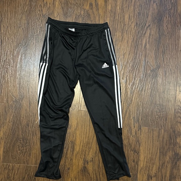 SOLD 🩷🩷 NEW Adidas track pants ladies M - NEVER WORN - Picture 1 of 8